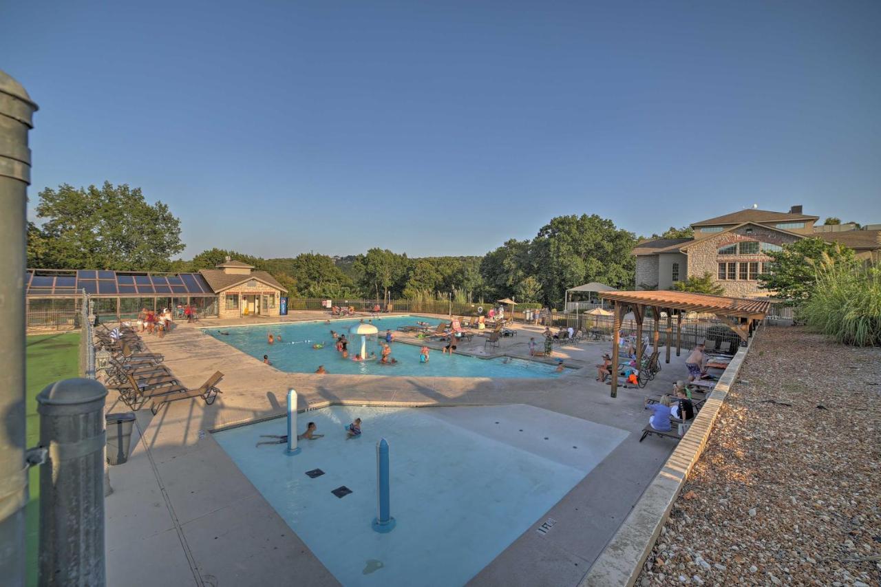 Lavish Branson Escape With Resort And Lake Access Luaran gambar