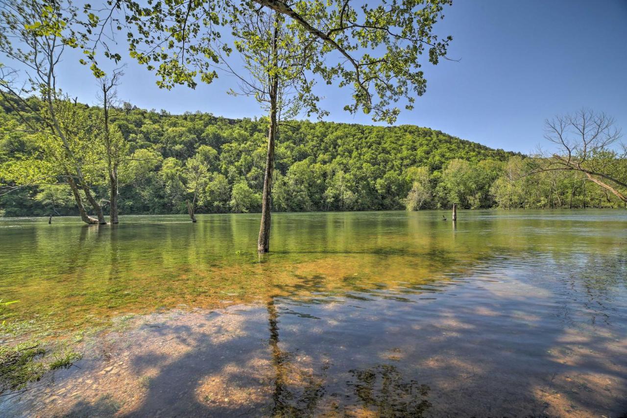 Lavish Branson Escape With Resort And Lake Access Luaran gambar