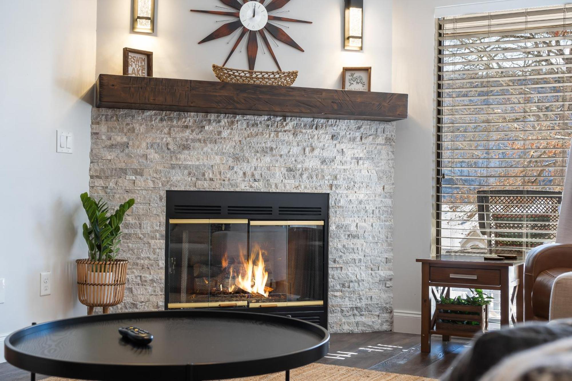 Lavish Branson Escape With Resort And Lake Access Luaran gambar